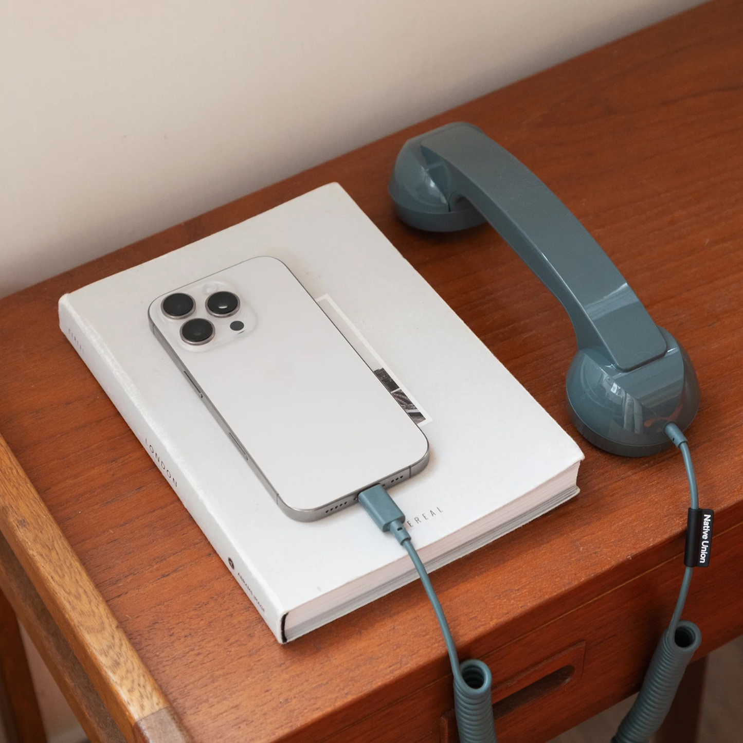 Native Union POP Phone Soğuk Yeşil I Retro Ahizeli