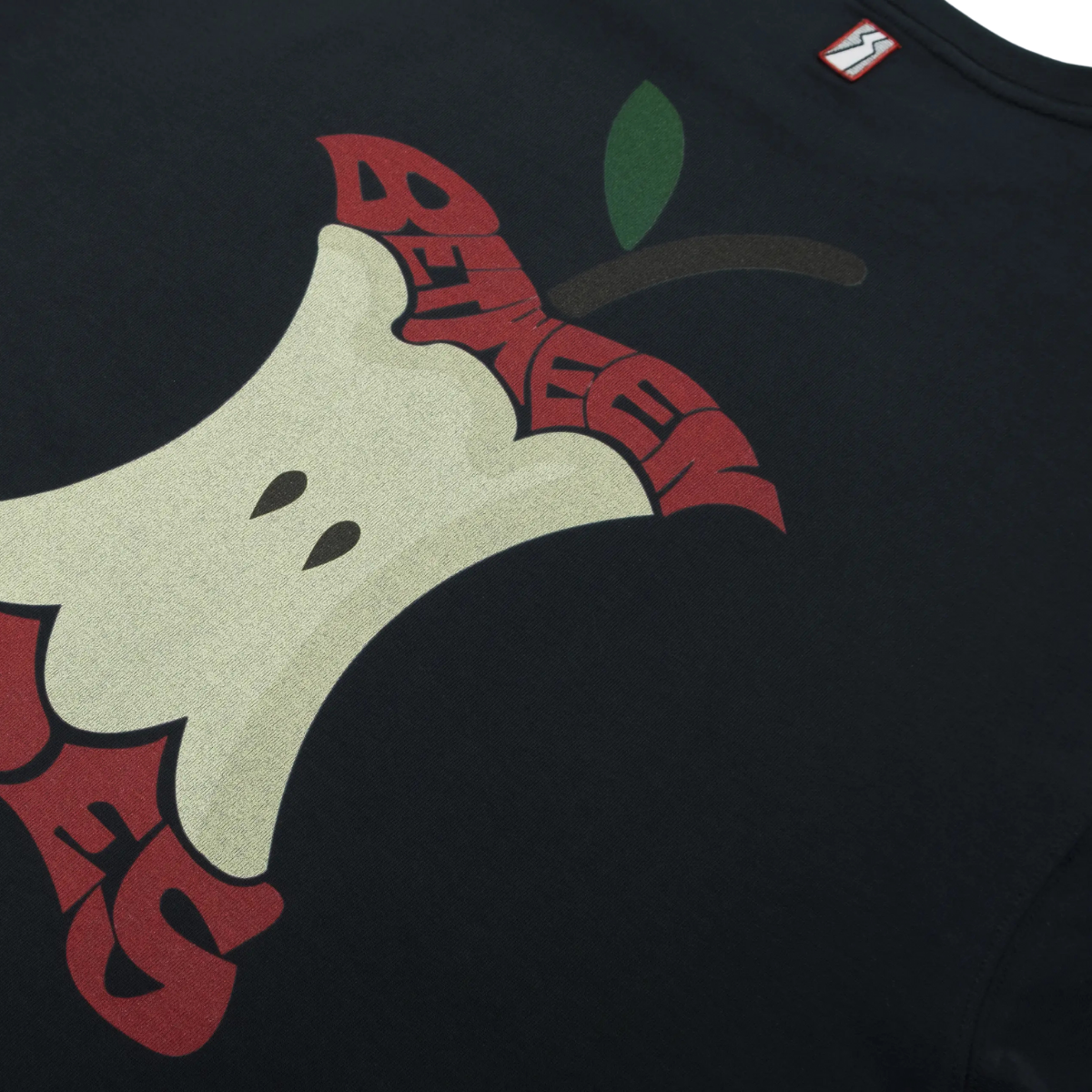 Between Sides GT-Apple T-Shirt Anthracite